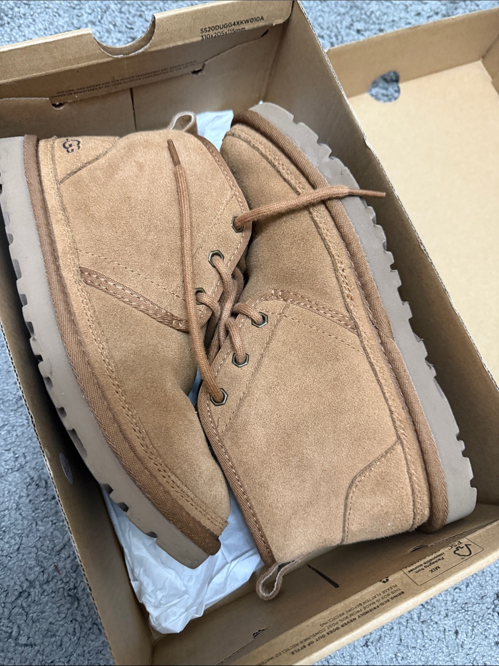 Ugg Womenâs Chestnut Suede Chukka Boots